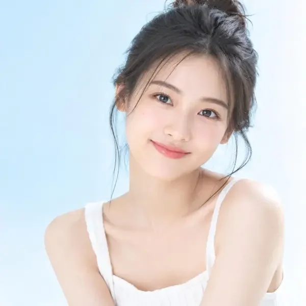 许星禾 - 漫改短剧人气演员 演员 许星禾 头像